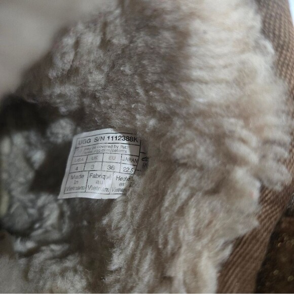 Ugg Classic II Glitter Leopard Boots Size 4 - Picture 9 of 11